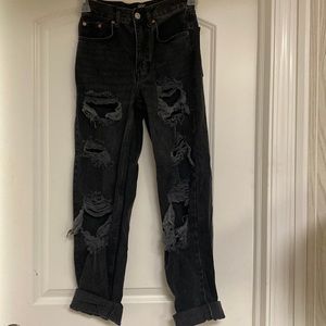 BDG/Urban Outfitters, Size:24, Black, High Rise Ripped Baggy Mom Jeans